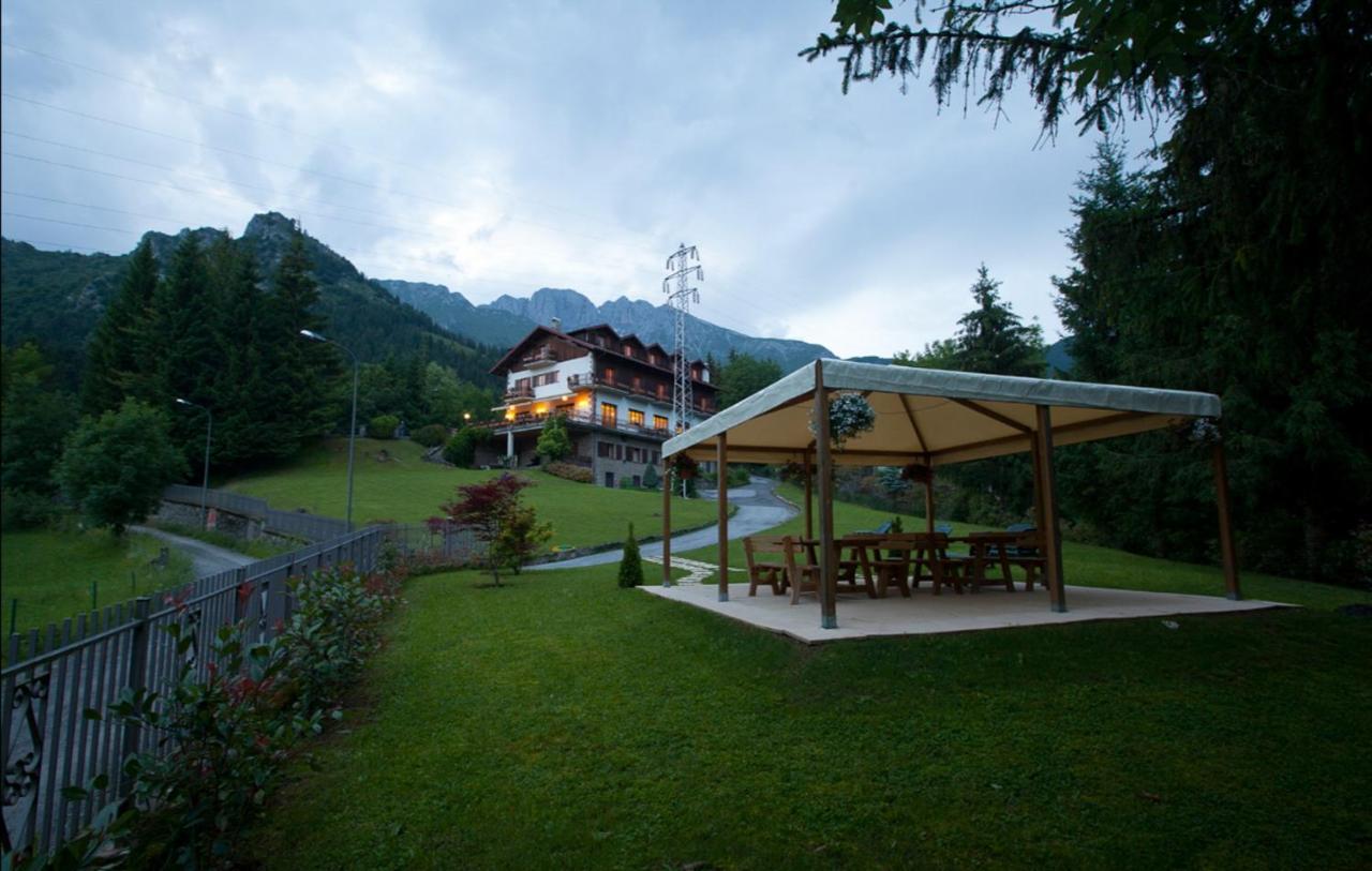 Albergo Ristorante Scanapà Castione della Presolana Extérieur photo