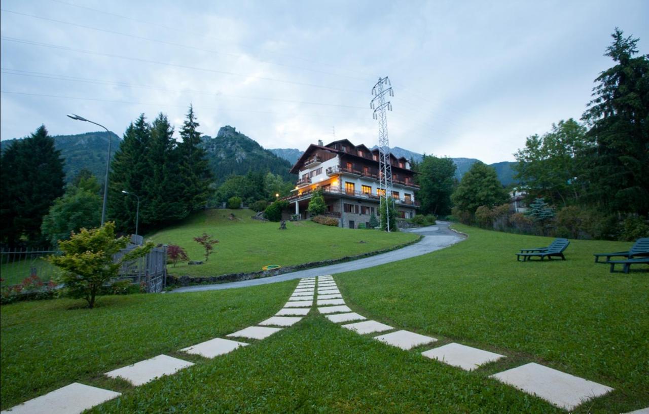 Albergo Ristorante Scanapà Castione della Presolana Extérieur photo
